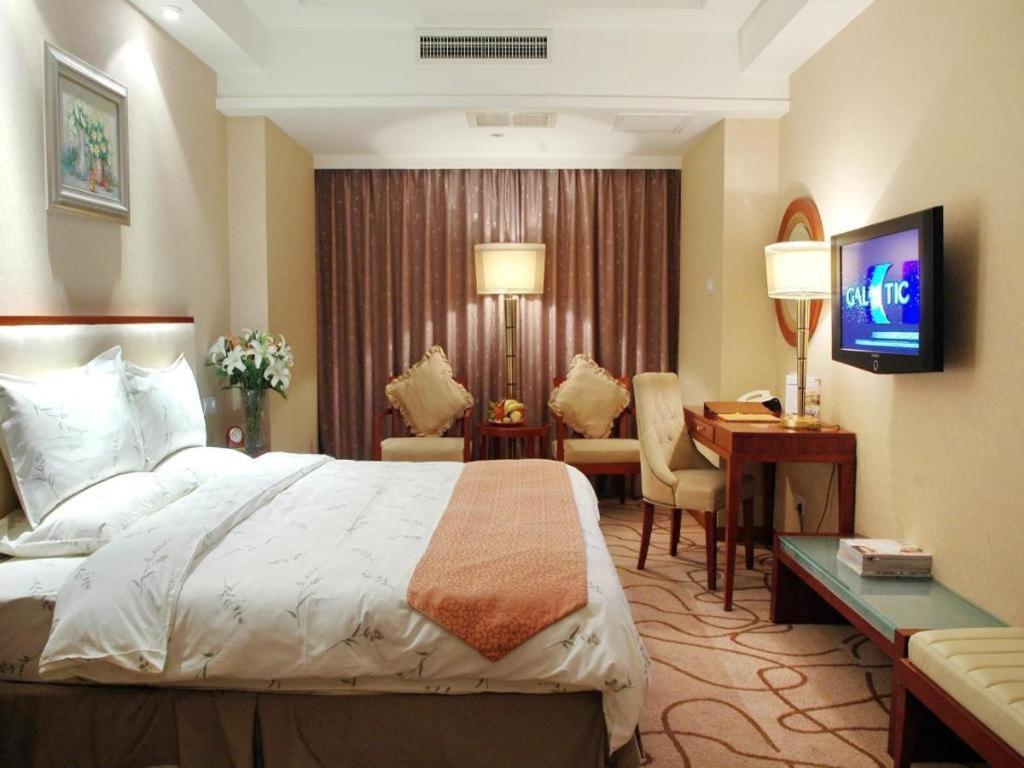 Nanchang Galactic Peace International Hotel Екстериор снимка