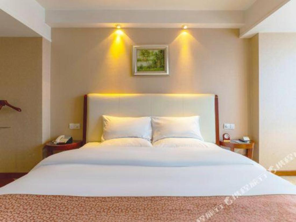 Nanchang Galactic Peace International Hotel Екстериор снимка