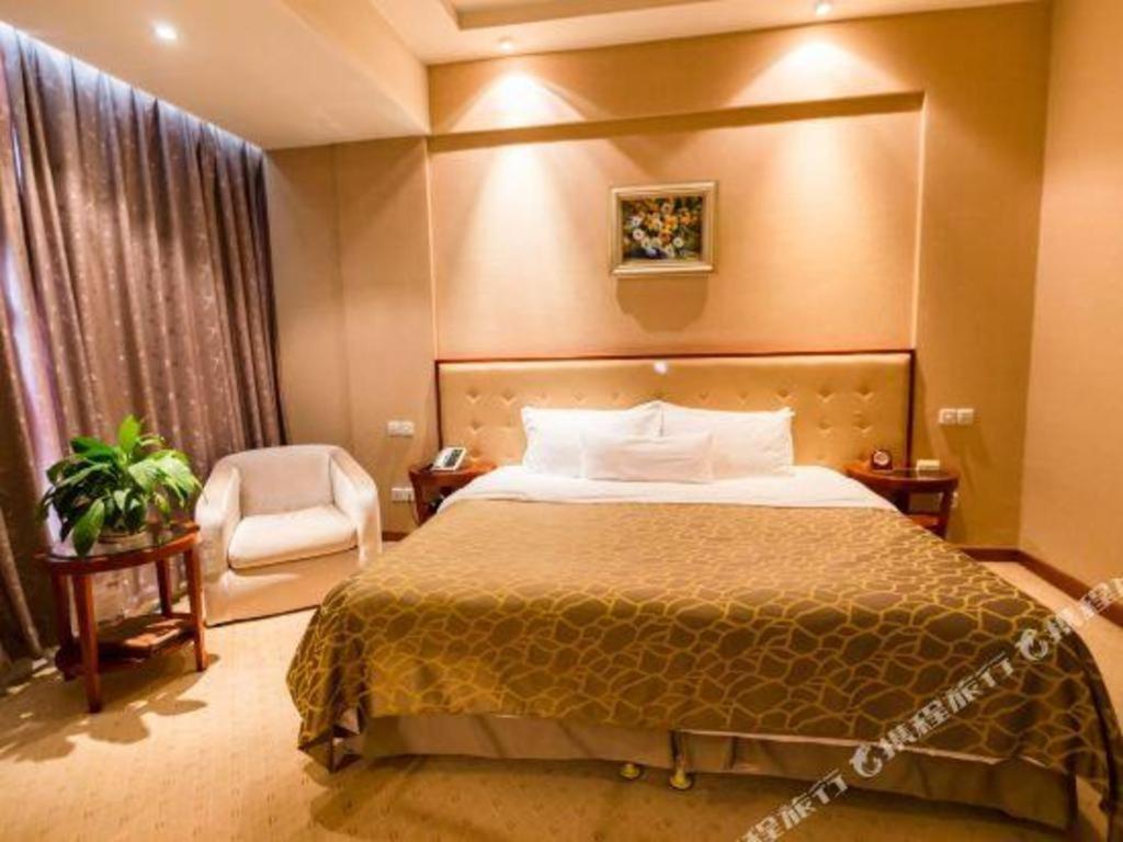 Nanchang Galactic Peace International Hotel Екстериор снимка