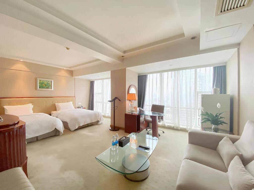 Nanchang Galactic Peace International Hotel Екстериор снимка
