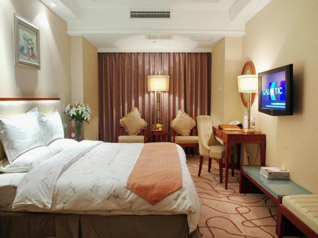 Nanchang Galactic Peace International Hotel Екстериор снимка