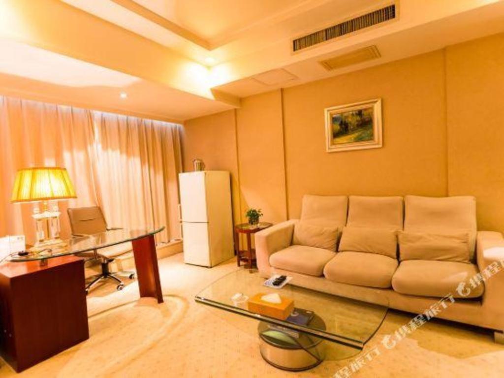 Nanchang Galactic Peace International Hotel Екстериор снимка